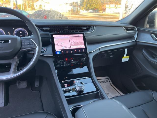 new 2025 Jeep Grand Cherokee L car, priced at $49,843