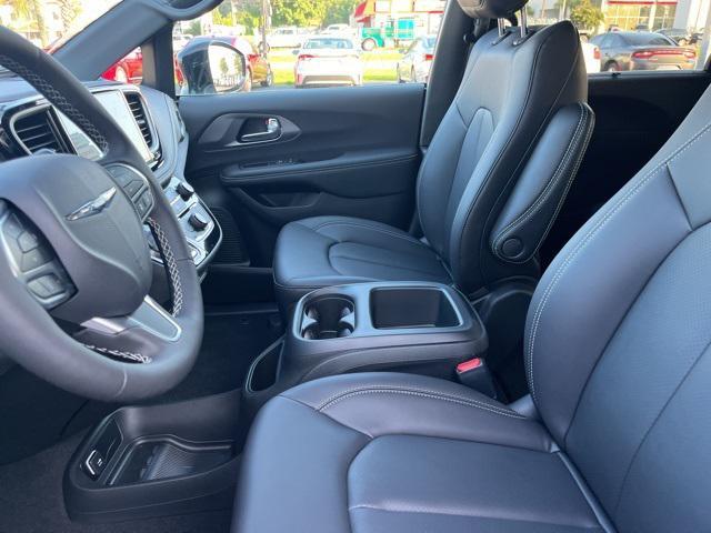 new 2026 Chrysler Pacifica car, priced at $40,953