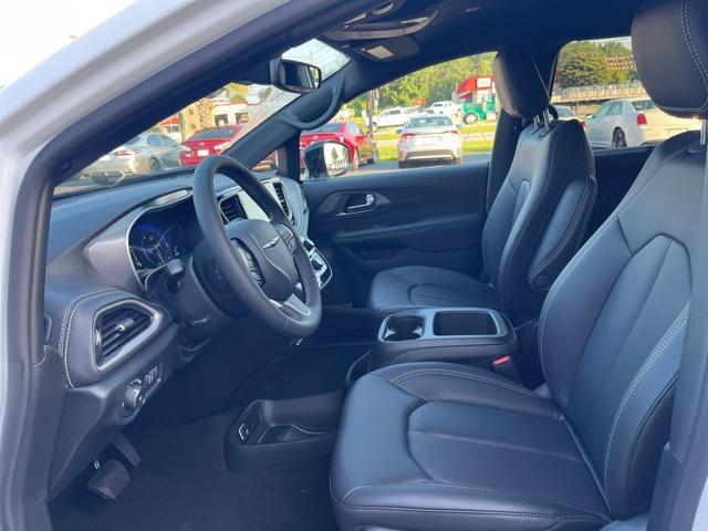 new 2026 Chrysler Pacifica car, priced at $40,953