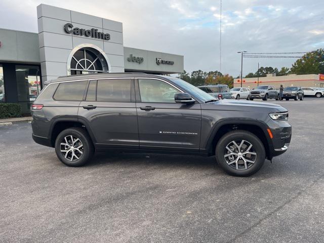 new 2025 Jeep Grand Cherokee L car, priced at $41,622