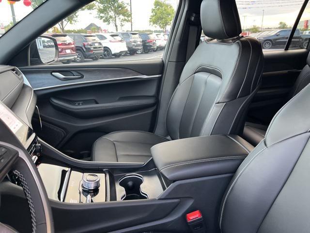 new 2025 Jeep Grand Cherokee L car, priced at $41,622