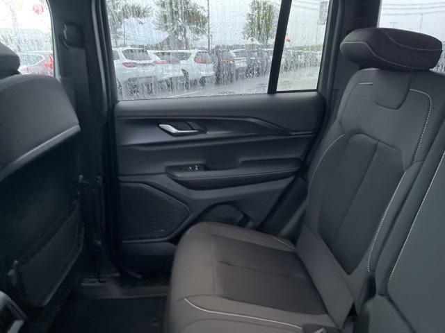 new 2025 Jeep Grand Cherokee car, priced at $35,530