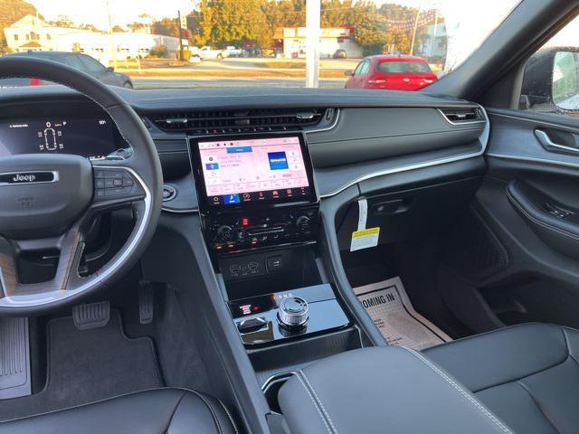 new 2025 Jeep Grand Cherokee L car, priced at $49,825