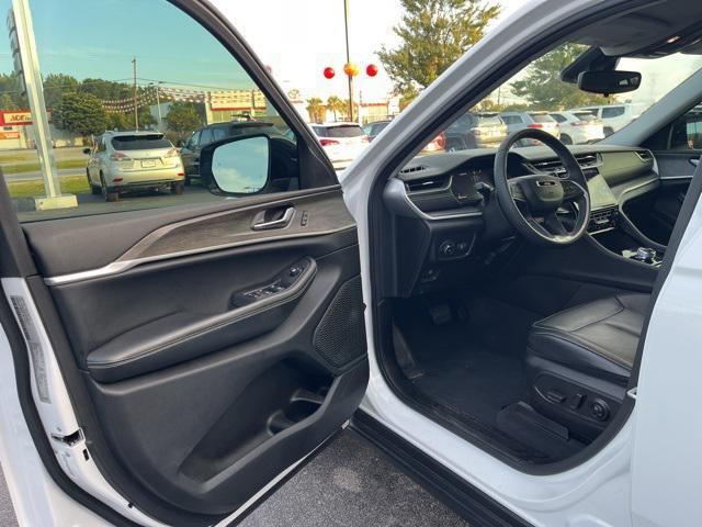 used 2023 Jeep Grand Cherokee car, priced at $27,799