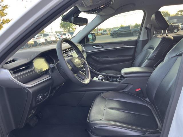 used 2023 Jeep Grand Cherokee car, priced at $27,799