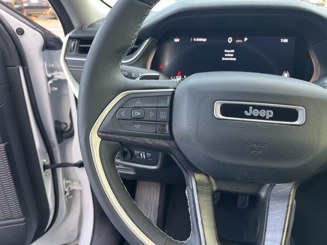 used 2023 Jeep Grand Cherokee car, priced at $27,799