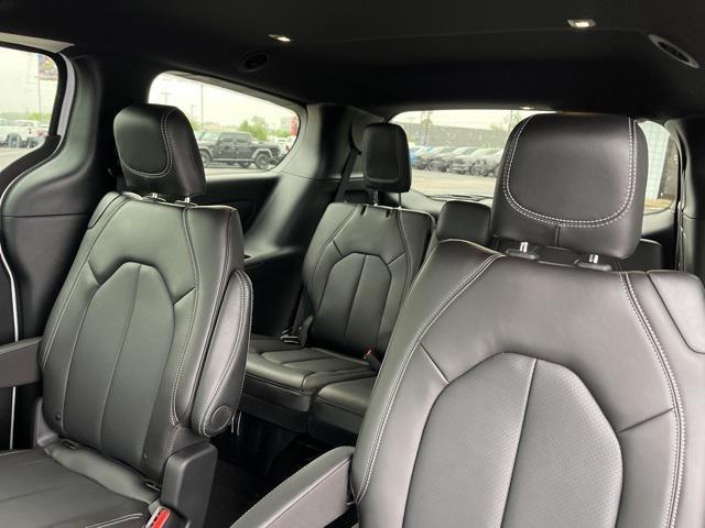 new 2026 Chrysler Pacifica car, priced at $44,368