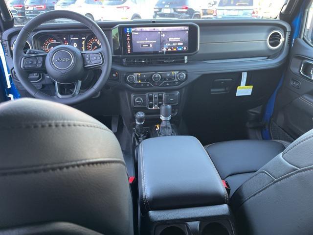 new 2025 Jeep Gladiator car, priced at $43,260