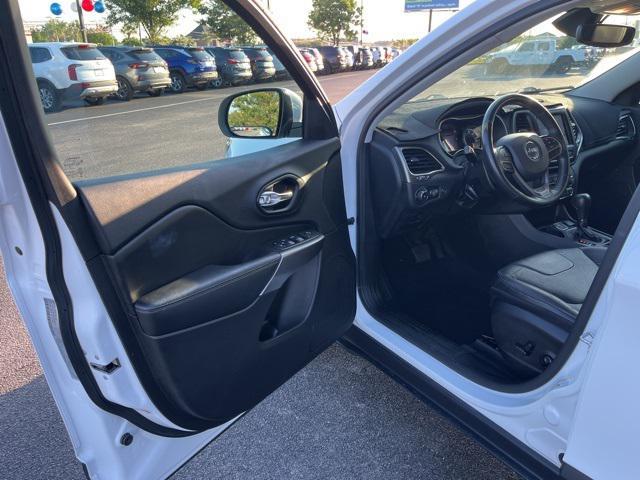 used 2021 Jeep Cherokee car, priced at $20,399