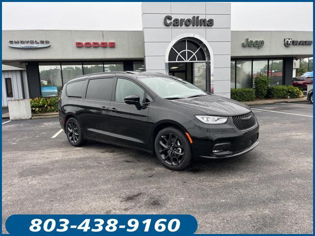 new 2026 Chrysler Pacifica car, priced at $49,367
