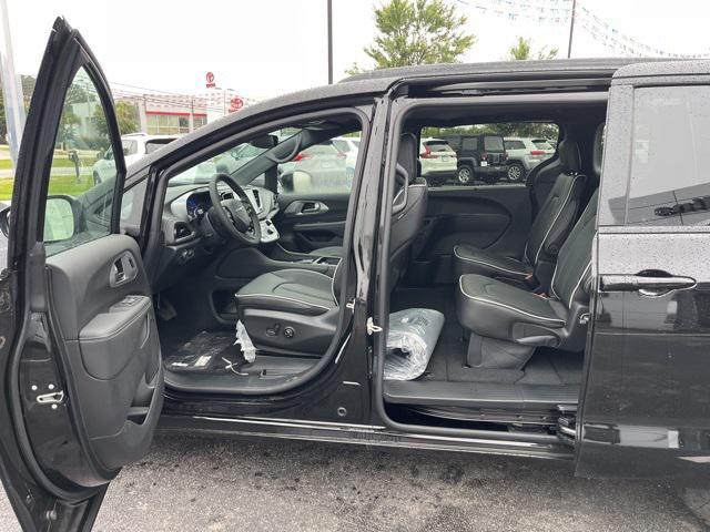 new 2026 Chrysler Pacifica car, priced at $49,367