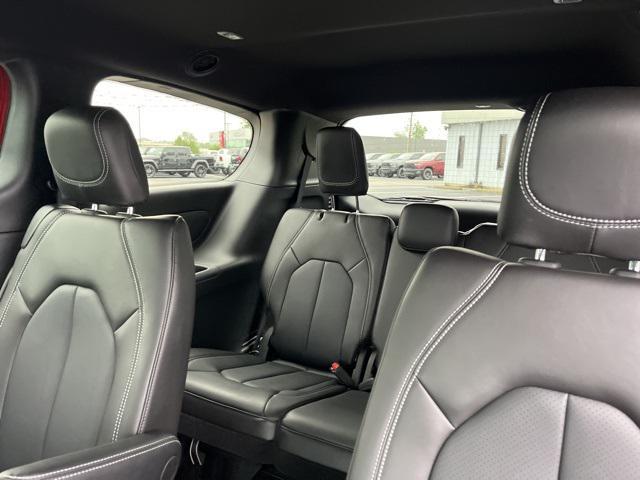 new 2026 Chrysler Pacifica car, priced at $44,386