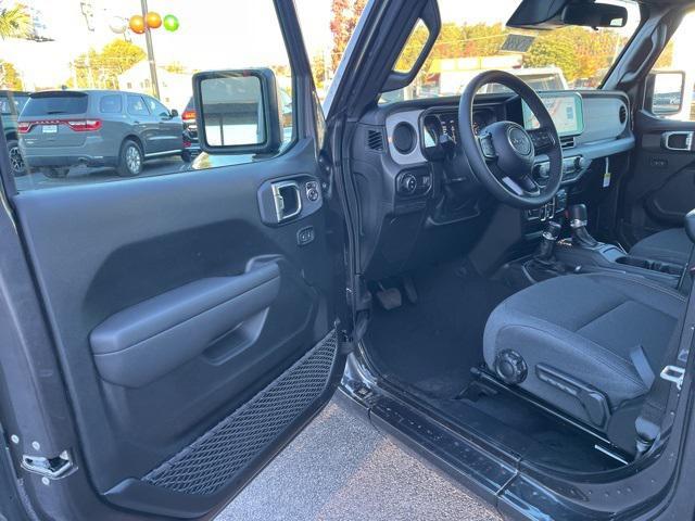 new 2026 Jeep Gladiator car, priced at $50,520