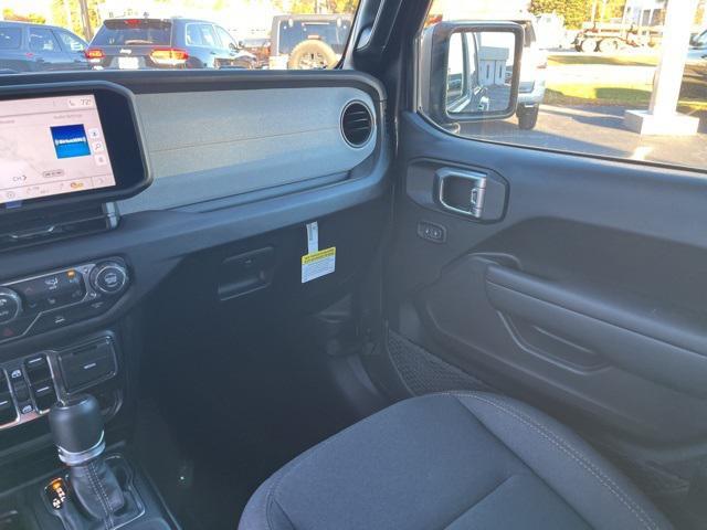 new 2026 Jeep Gladiator car, priced at $50,520