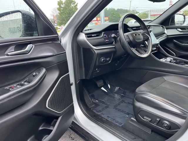 used 2022 Jeep Grand Cherokee car, priced at $28,499