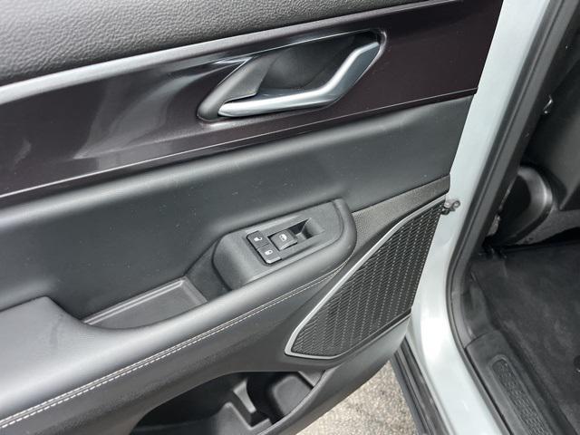 used 2022 Jeep Grand Cherokee car, priced at $28,499