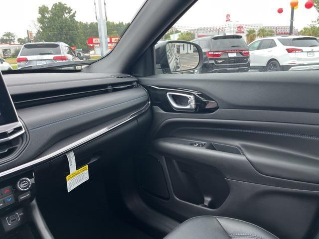 new 2026 Jeep Compass car, priced at $33,648