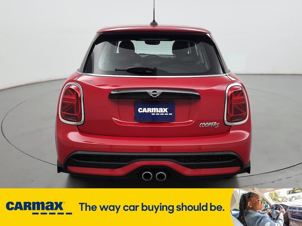 used 2024 MINI Hardtop car, priced at $26,998