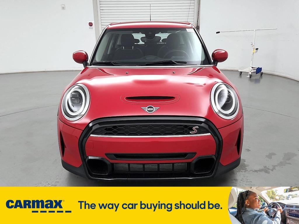 used 2024 MINI Hardtop car, priced at $26,998