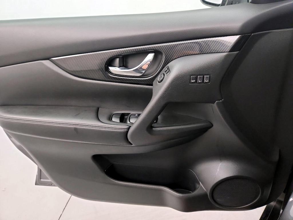 used 2018 Nissan Rogue car, priced at $18,998