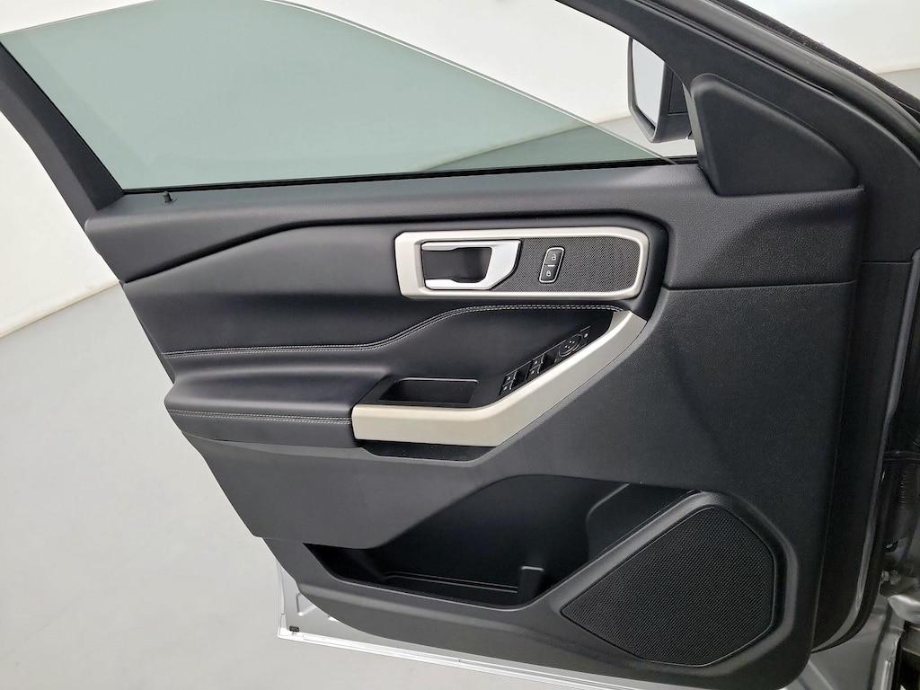 used 2021 Ford Explorer car, priced at $27,998