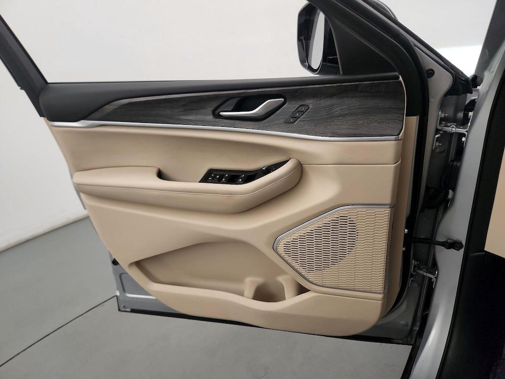 used 2021 Jeep Grand Cherokee L car, priced at $33,998