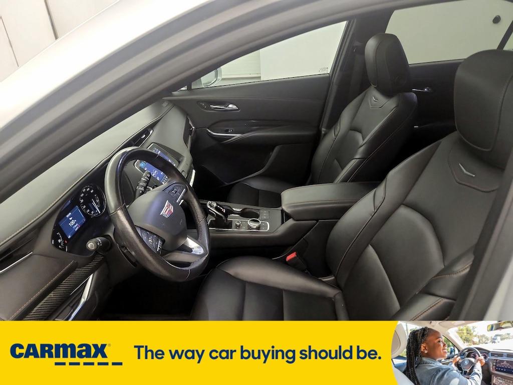 used 2021 Cadillac XT4 car, priced at $28,998