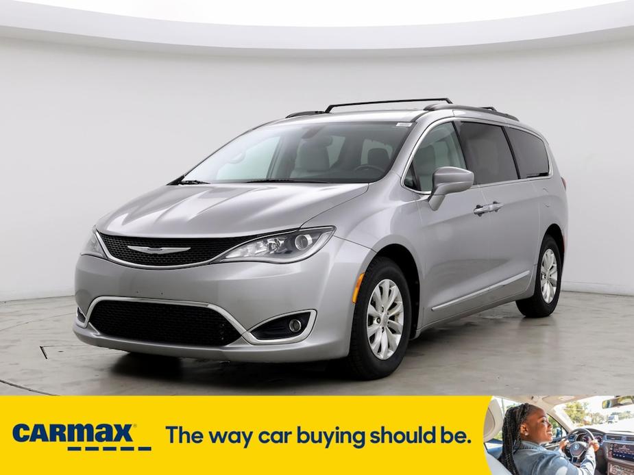 used 2017 Chrysler Pacifica car, priced at $18,998