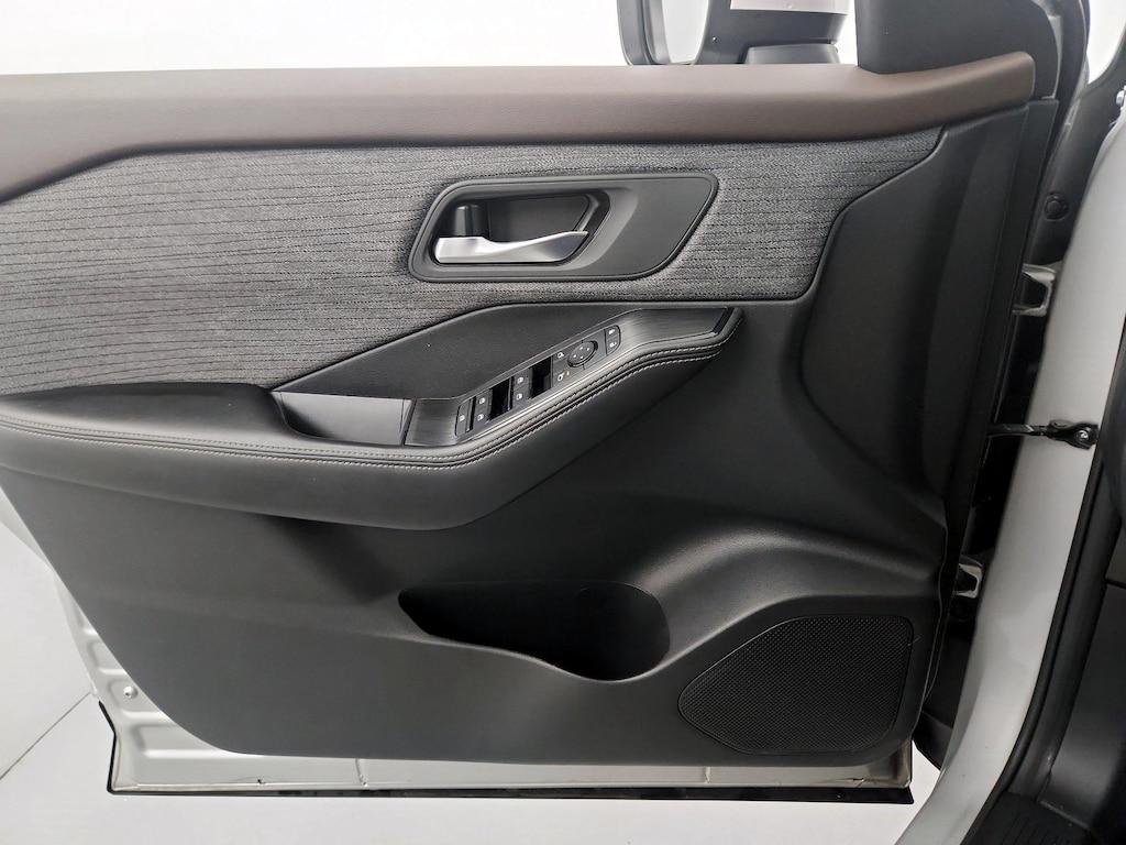 used 2021 Nissan Rogue car, priced at $22,998