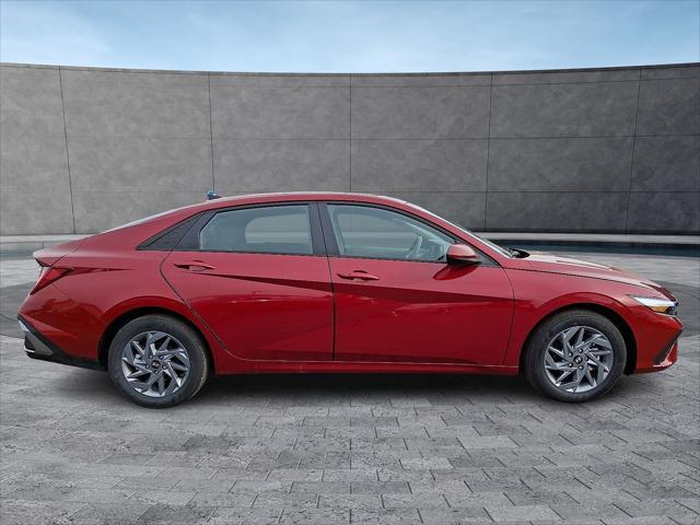 new 2025 Hyundai ELANTRA HEV car, priced at $27,175