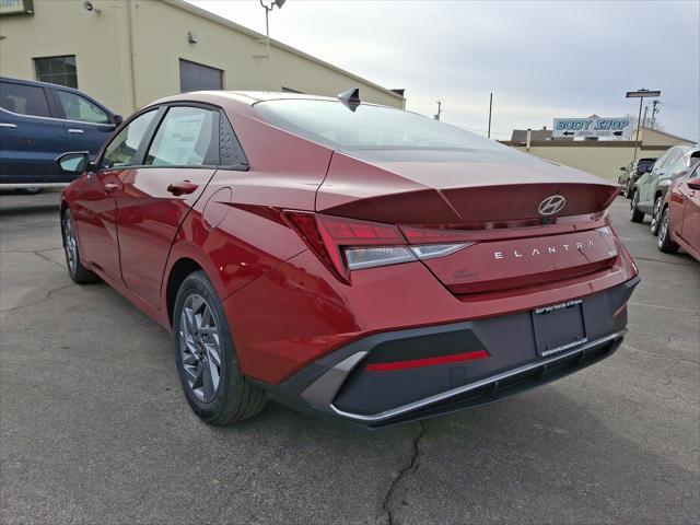 new 2025 Hyundai Elantra HEV car, priced at $27,175