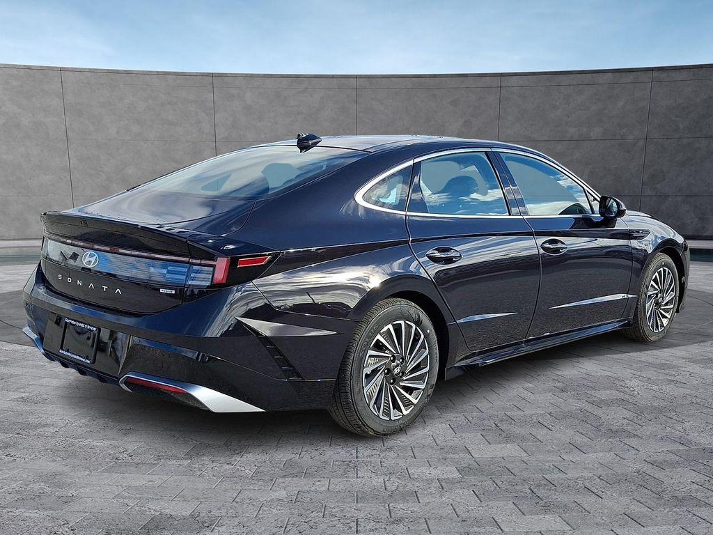 new 2026 Hyundai Sonata Hybrid car, priced at $34,105