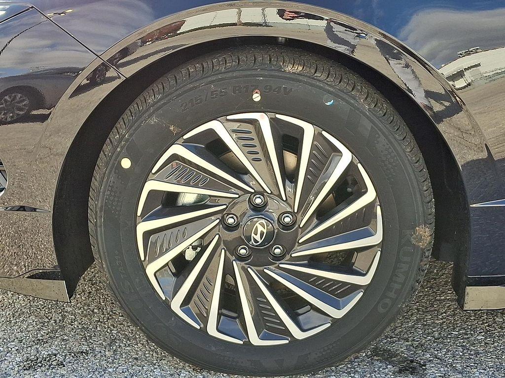 new 2026 Hyundai Sonata Hybrid car, priced at $34,105