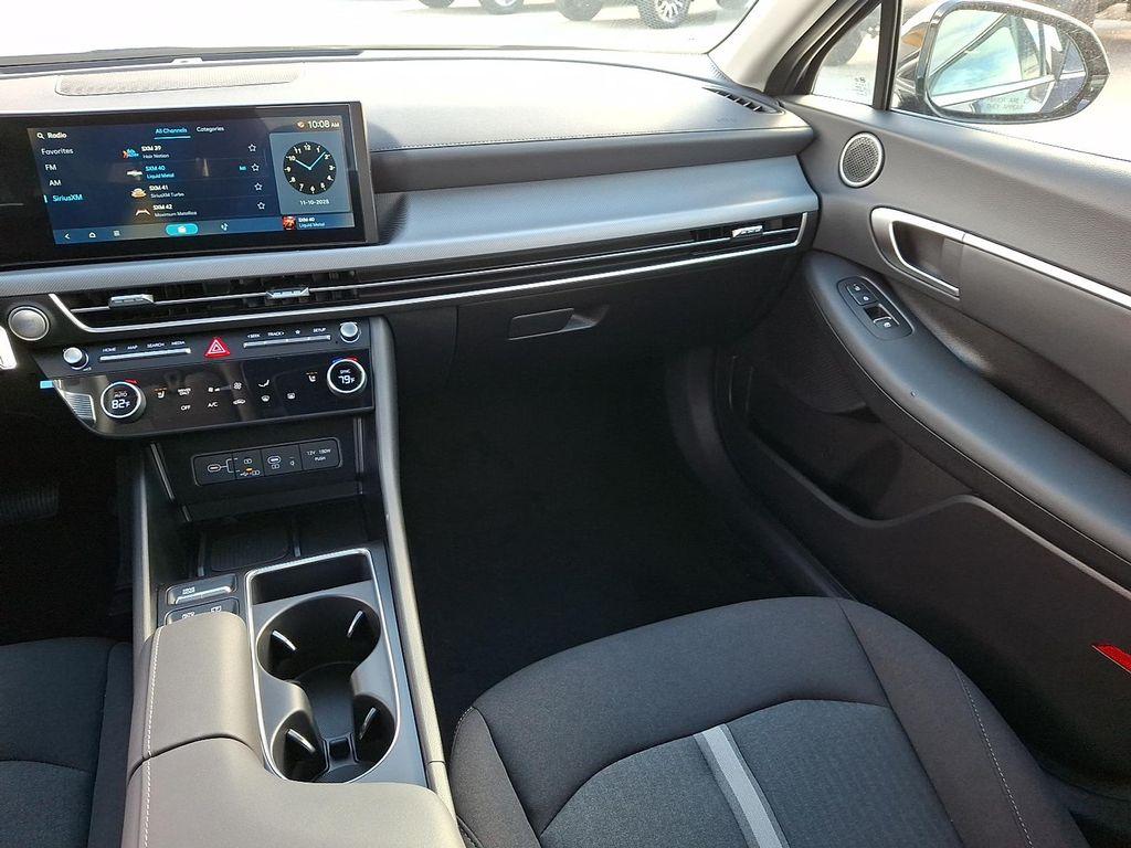 new 2026 Hyundai Sonata Hybrid car, priced at $34,105