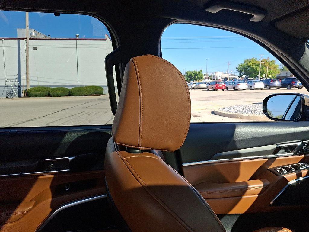 used 2023 Kia Telluride car, priced at $38,494