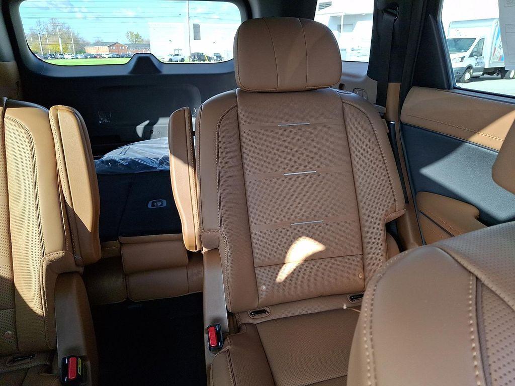 new 2026 Hyundai Palisade Hybrid car, priced at $60,625