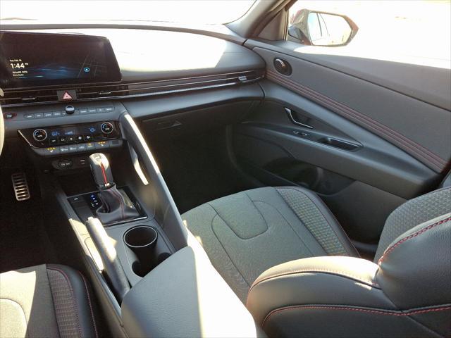 new 2025 Hyundai Elantra car, priced at $31,060