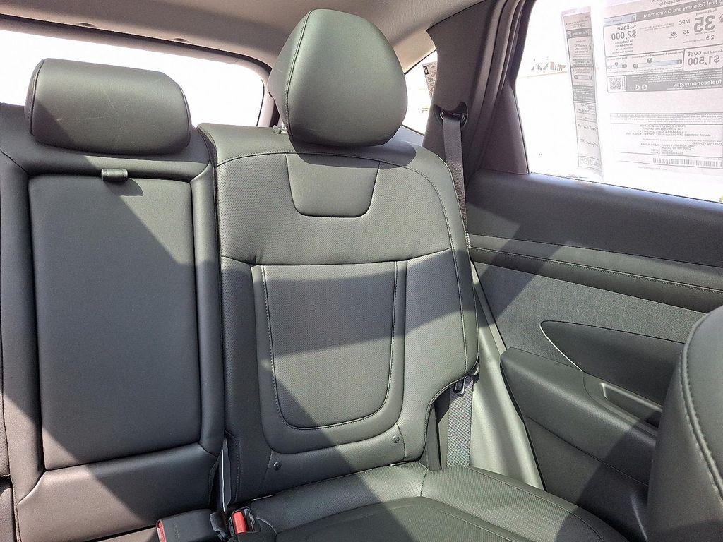 new 2025 Hyundai TUCSON Hybrid car, priced at $38,815