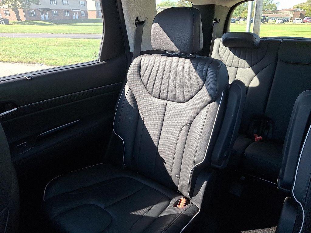 used 2023 Hyundai Palisade car, priced at $42,994