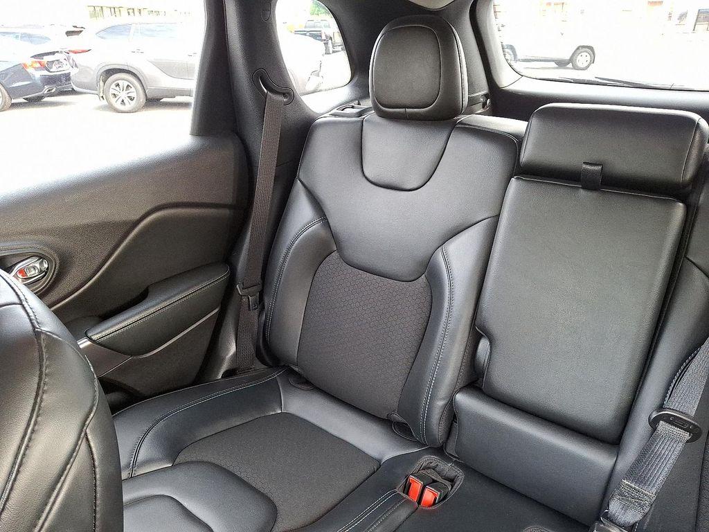 used 2020 Jeep Cherokee car, priced at $16,994