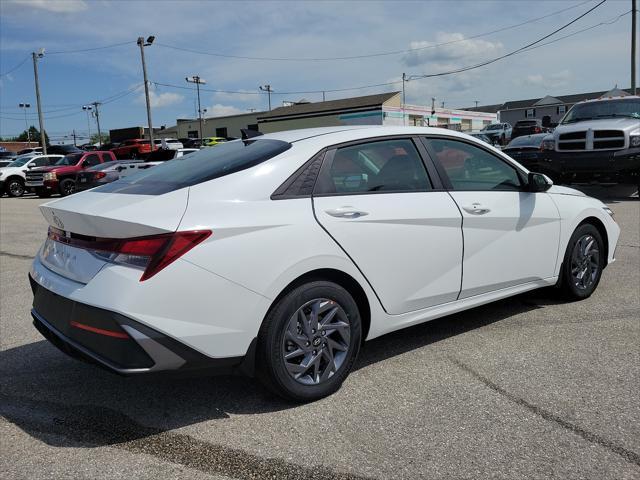 new 2024 Hyundai Elantra car, priced at $25,775