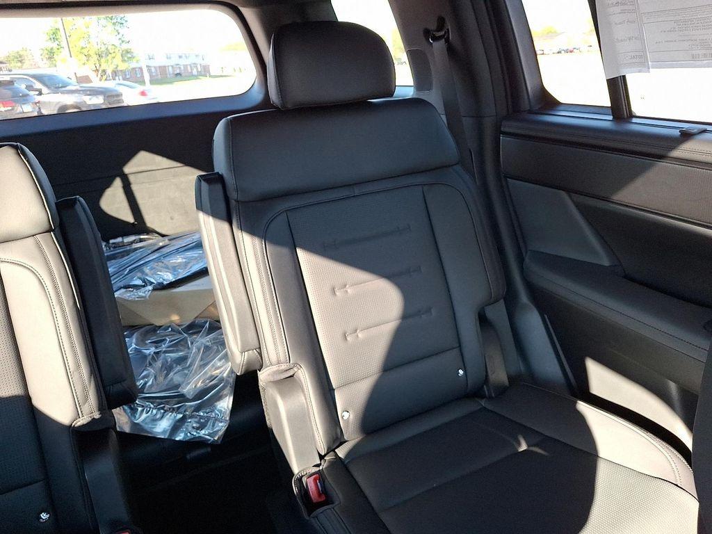 new 2026 Hyundai SANTA FE HEV car, priced at $53,170