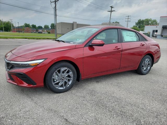 new 2024 Hyundai Elantra car, priced at $25,270