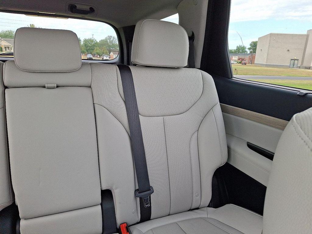 used 2022 Hyundai Palisade car, priced at $34,494