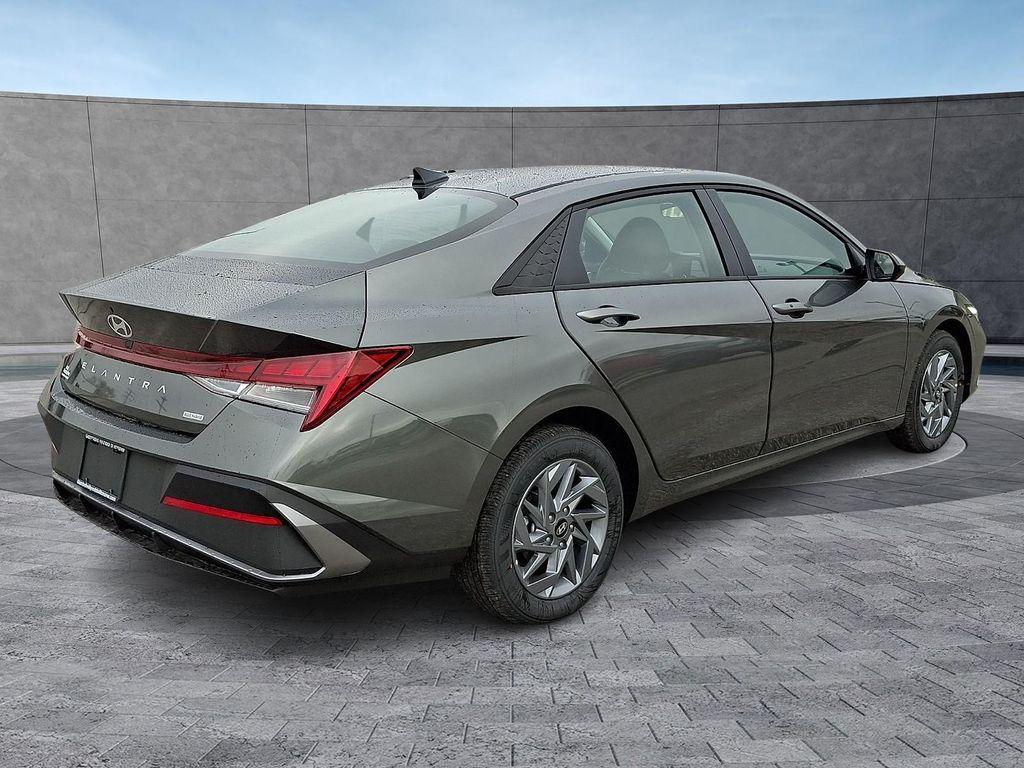 new 2026 Hyundai ELANTRA HEV car, priced at $27,335