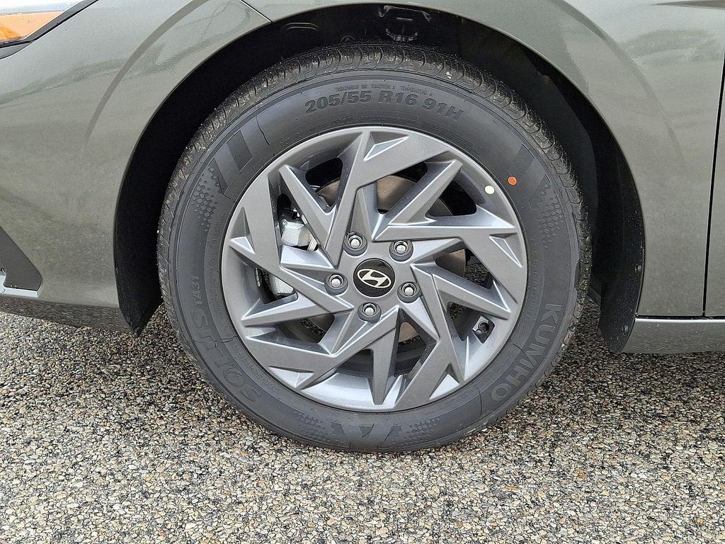 new 2026 Hyundai ELANTRA HEV car, priced at $27,335