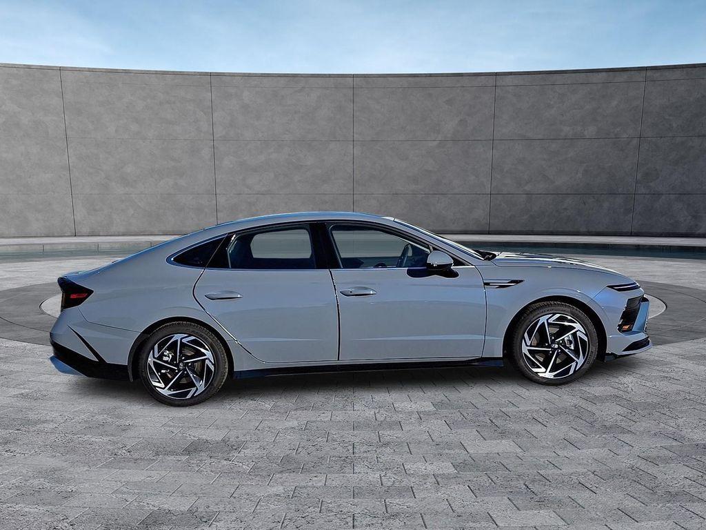 new 2026 Hyundai Sonata car, priced at $32,305