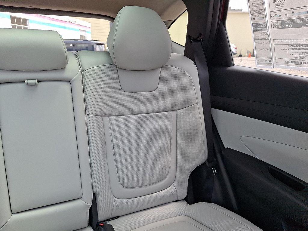 new 2025 Hyundai TUCSON Hybrid car, priced at $39,130