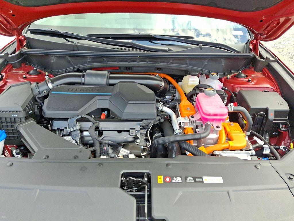 new 2025 Hyundai TUCSON Hybrid car, priced at $39,130