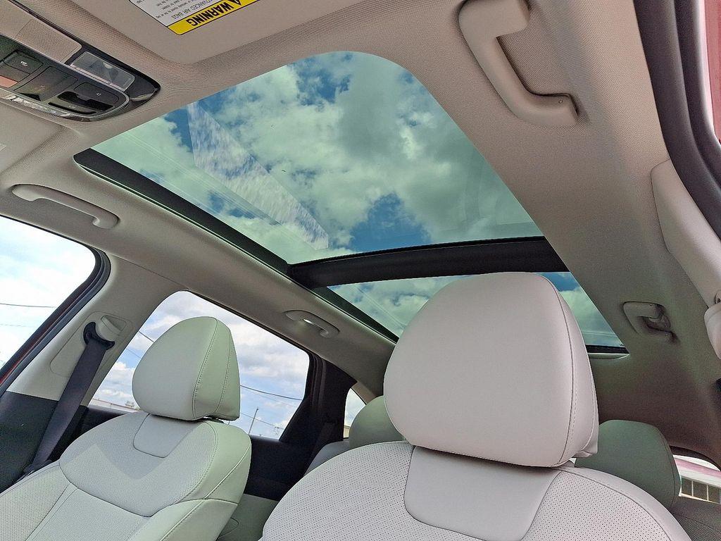 new 2025 Hyundai TUCSON Hybrid car, priced at $39,130